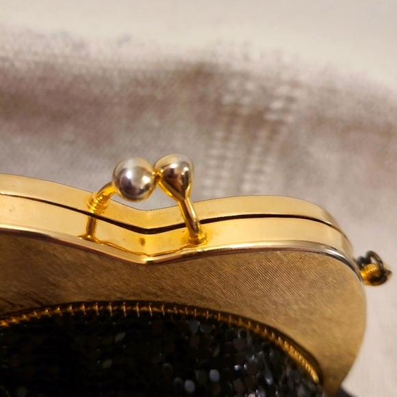 Vintage Metallic Black Chainmaille Mini Crossbody - Picture 2 of 3